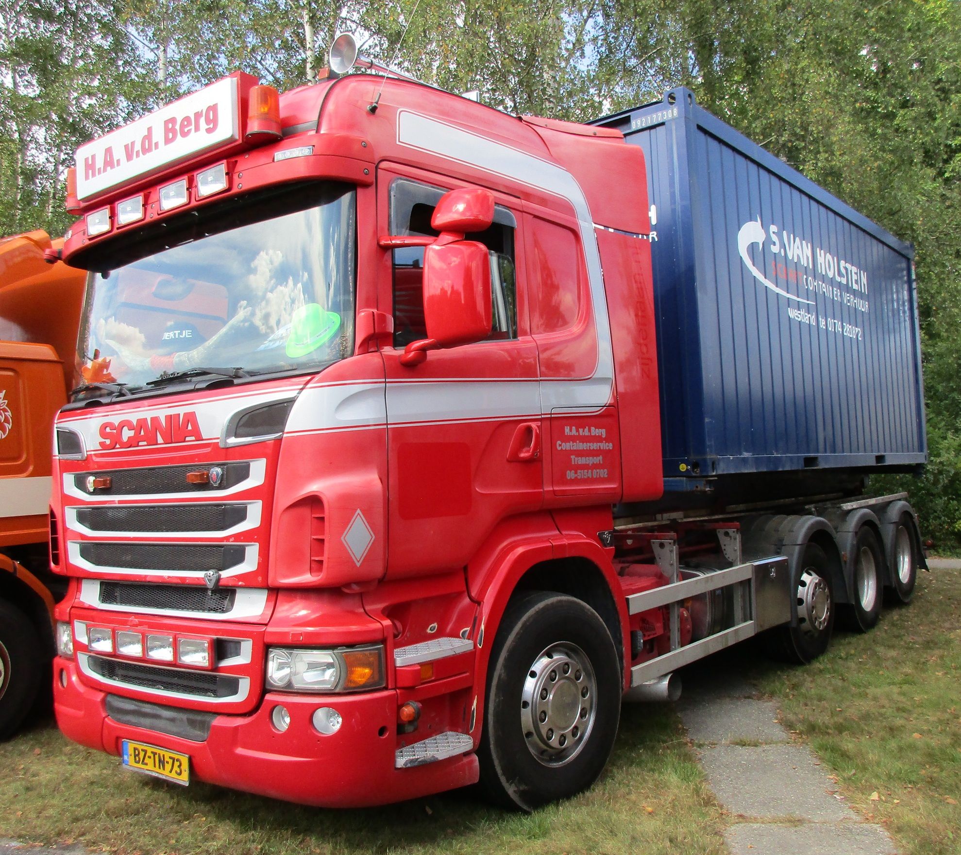 H.A. v.d. Berg - 2012 Scania R500 V8 8x2/4 hooklift truck - 1