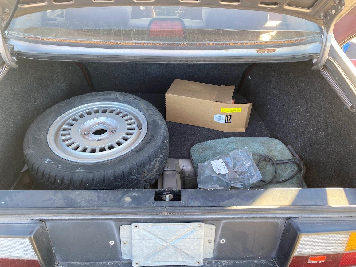 1986 Saab 900S with 422755 miles