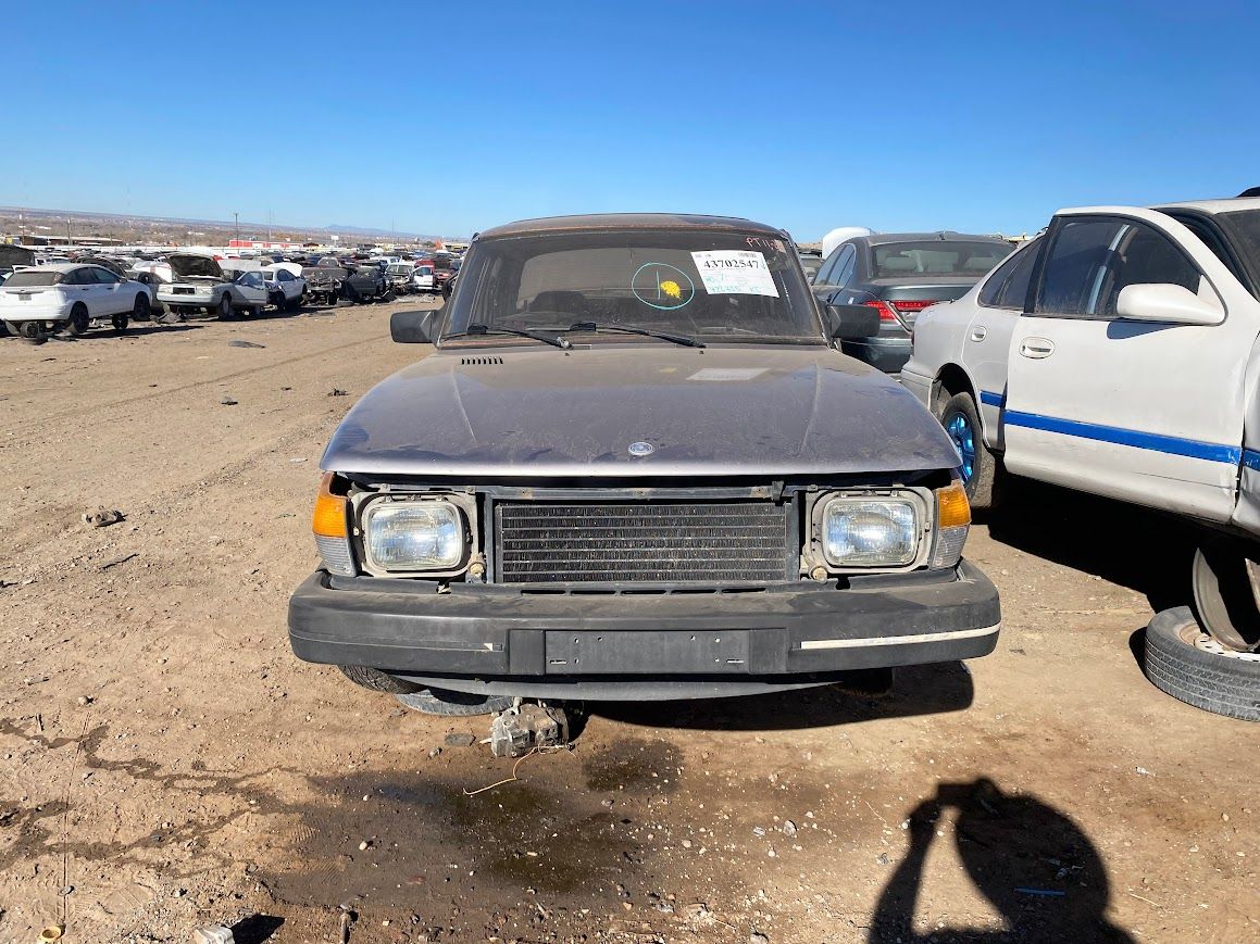 1986 Saab 900S with 422755 miles