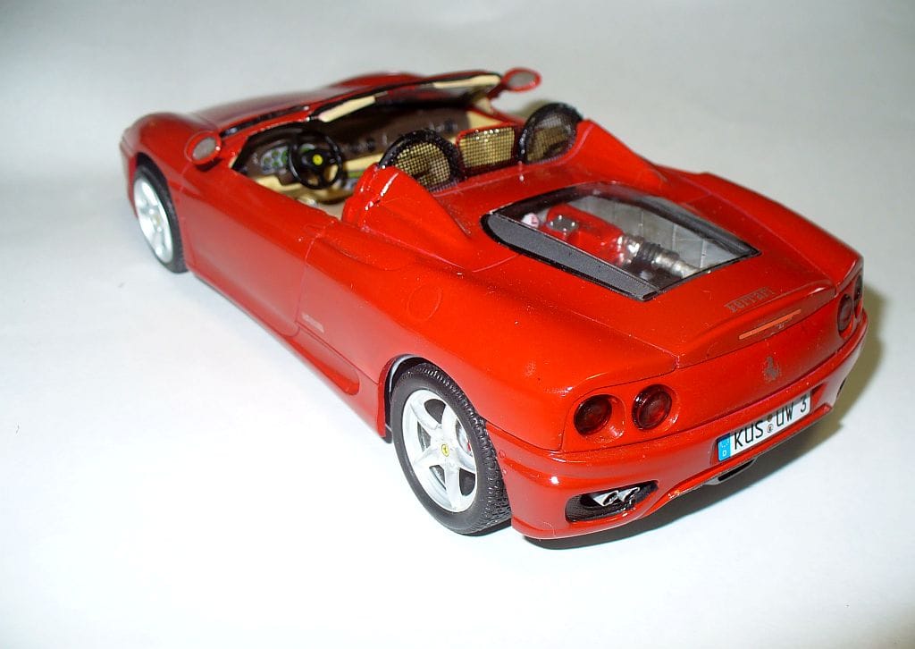 Big Dreams, Small Size: Exotics and Halo Cars In Scale 5 Modena4