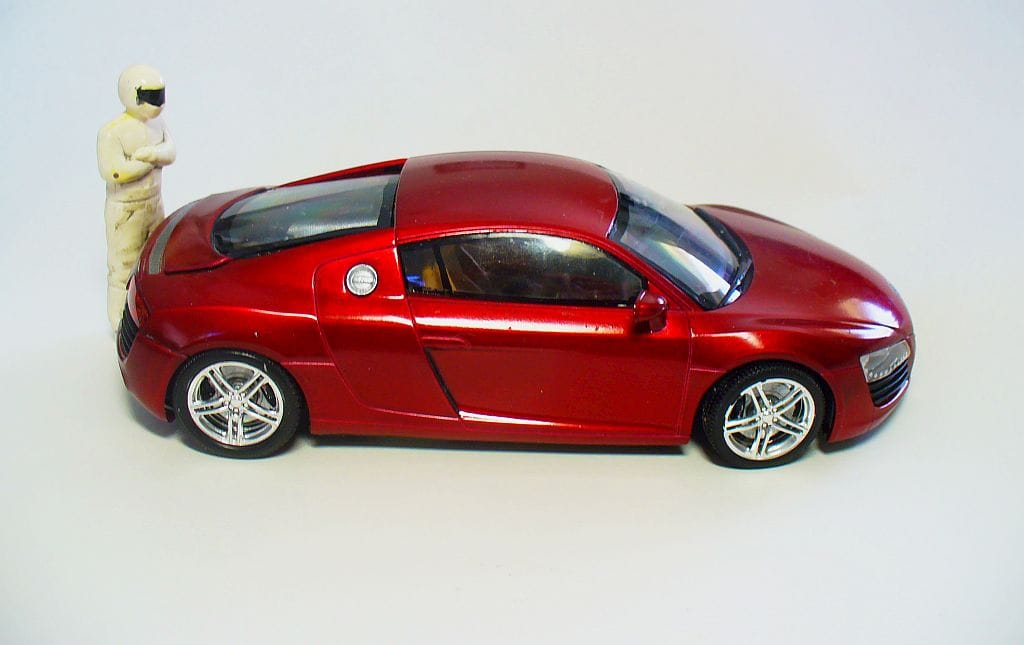 Big Dreams, Small Size: Exotics and Halo Cars In Scale 11 R8 5