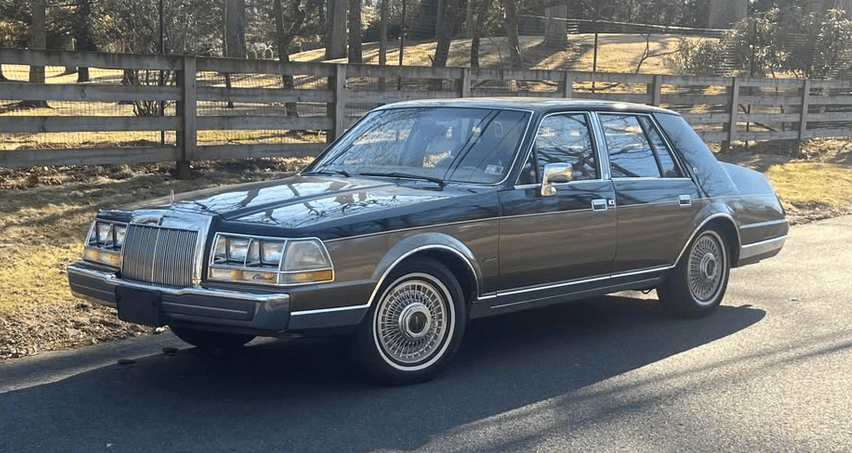 Screenshot 2026 02 09 at 20 17 08 1985 Lincoln Continental · Valentino Edition Cars Trucks North Plainfield New Jersey Facebook Marketplace Facebook