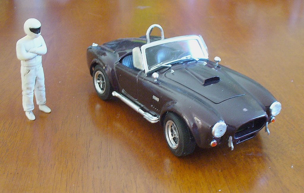 Big Dreams, Small Size: Exotics and Halo Cars In Scale 8 cobra2