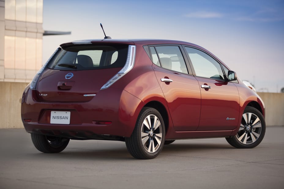 My 2020 Nissan Leaf - Low Expectations, Great Results 5 old leaf rear