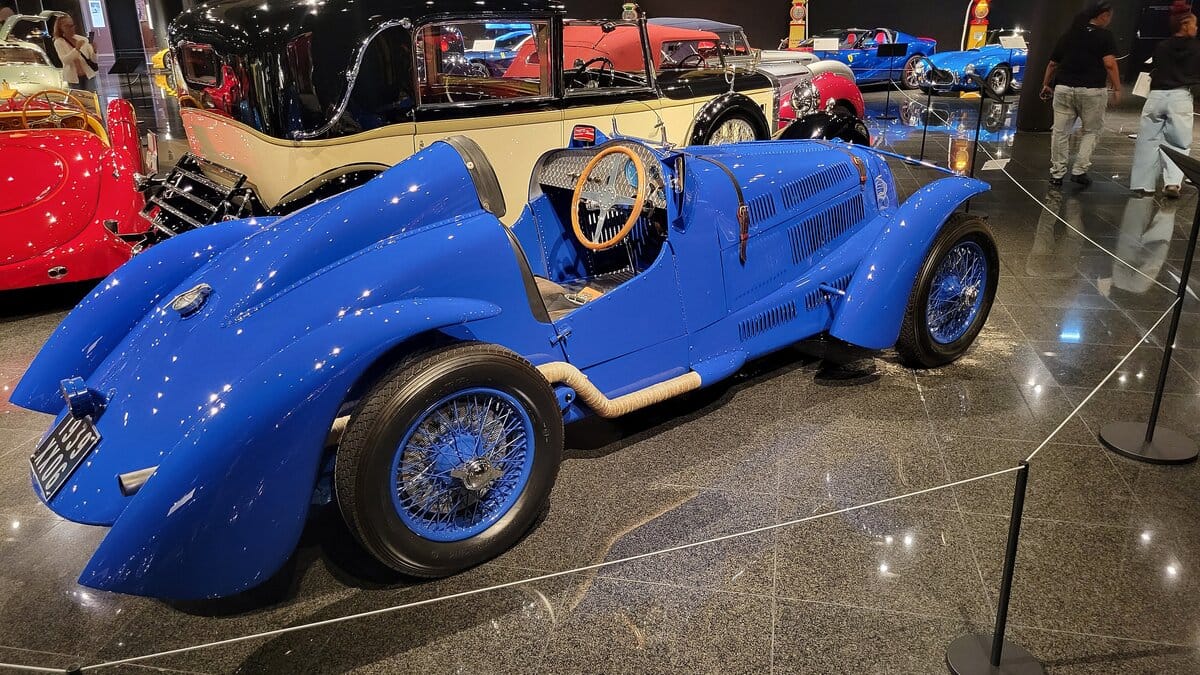 A Visit To The Blackhawk Auto Museum -- A Car Collection That Blurs The Line Between Art and Engineering 46 rsz blackhawk 080