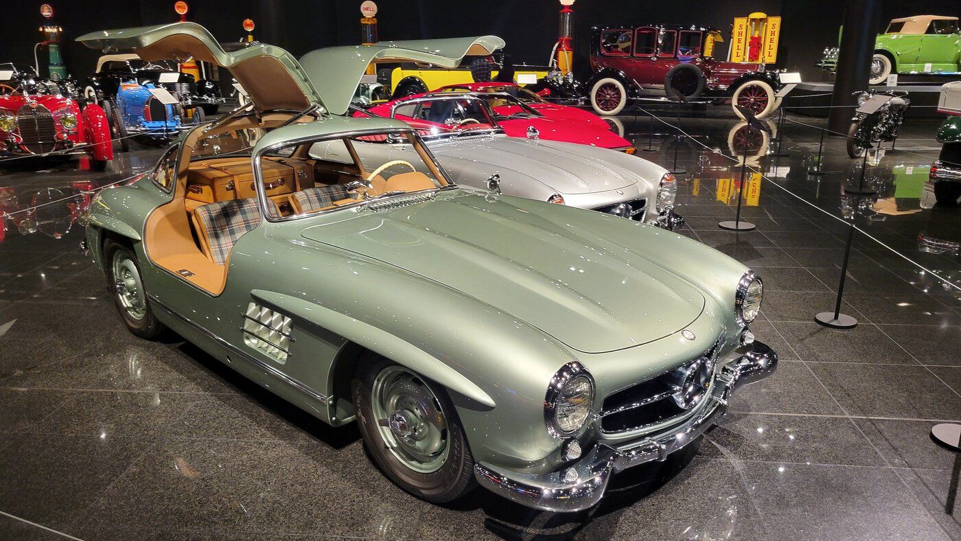 A Visit To The Blackhawk Auto Museum, Part 2 -- A Car Collection That Blurs The Line Between Art and Engineering 21 rsz blackhawk 093