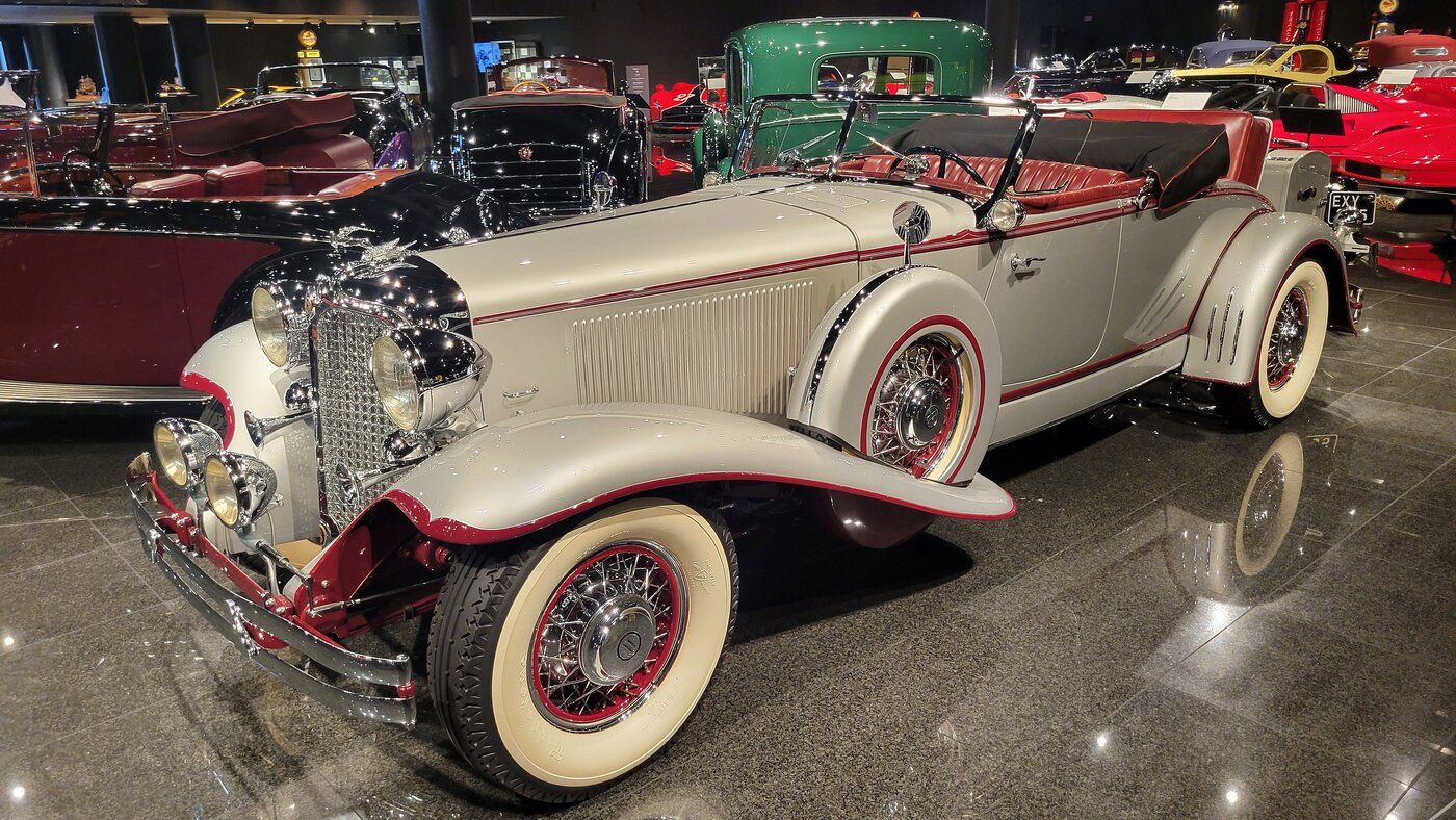 A Visit To The Blackhawk Auto Museum -- A Car Collection That Blurs The Line Between Art and Engineering 20 rsz blackhawk 111