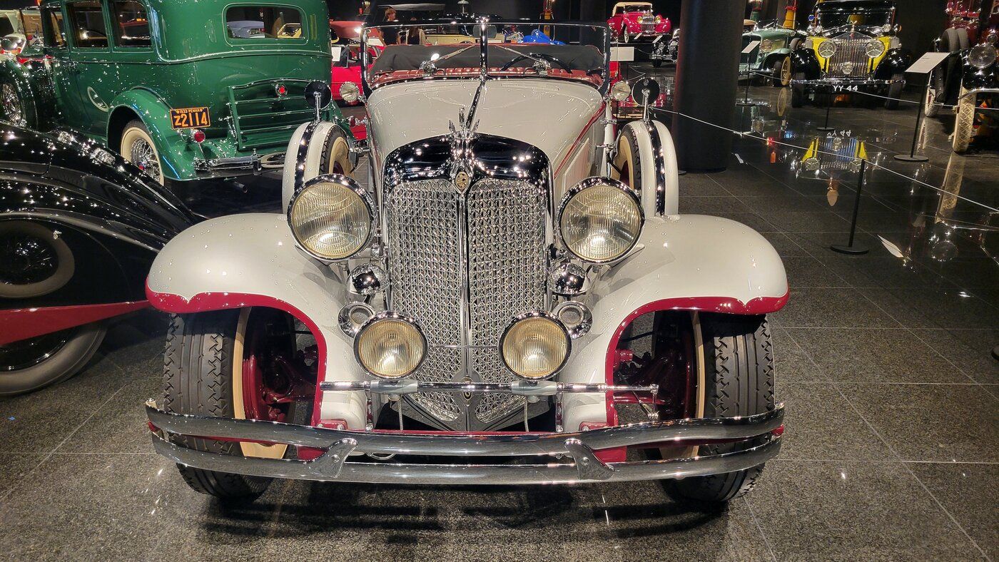 A Visit To The Blackhawk Auto Museum -- A Car Collection That Blurs The Line Between Art and Engineering 22 rsz blackhawk 113