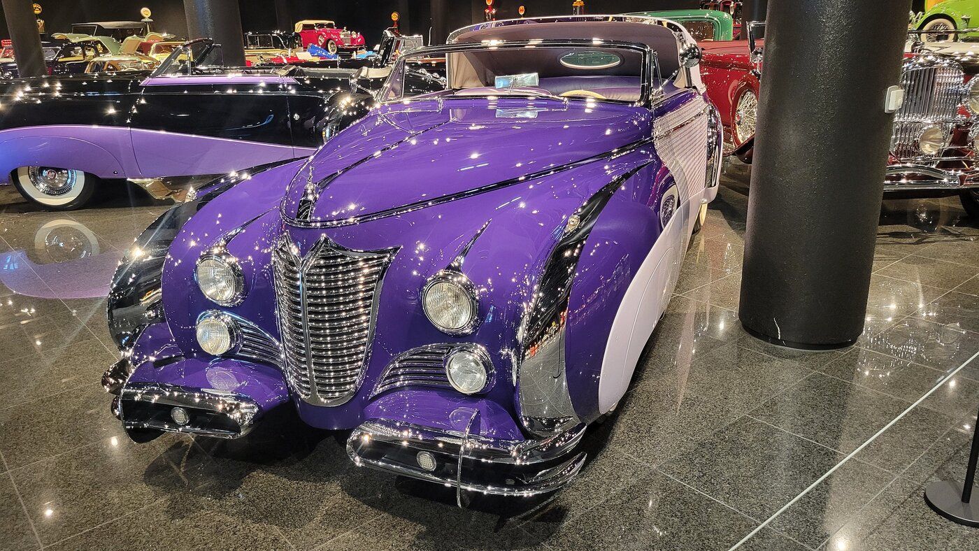 A Visit To The Blackhawk Auto Museum, Part 2 -- A Car Collection That Blurs The Line Between Art and Engineering 13 rsz blackhawk 127