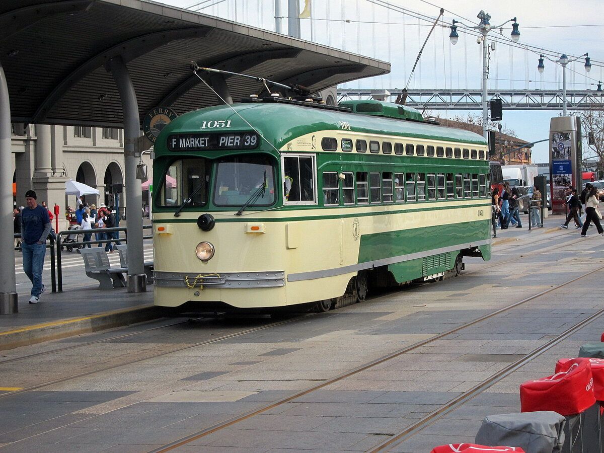 The Historic Streetcars That Still Roam San Francisco, Part 1 1 rsz muni streetcar 1051 05