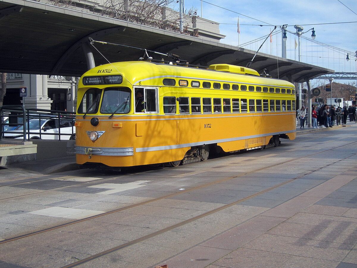 The Historic Streetcars That Still Roam San Francisco, Part 1 16 rsz muni streetcar 1052 03