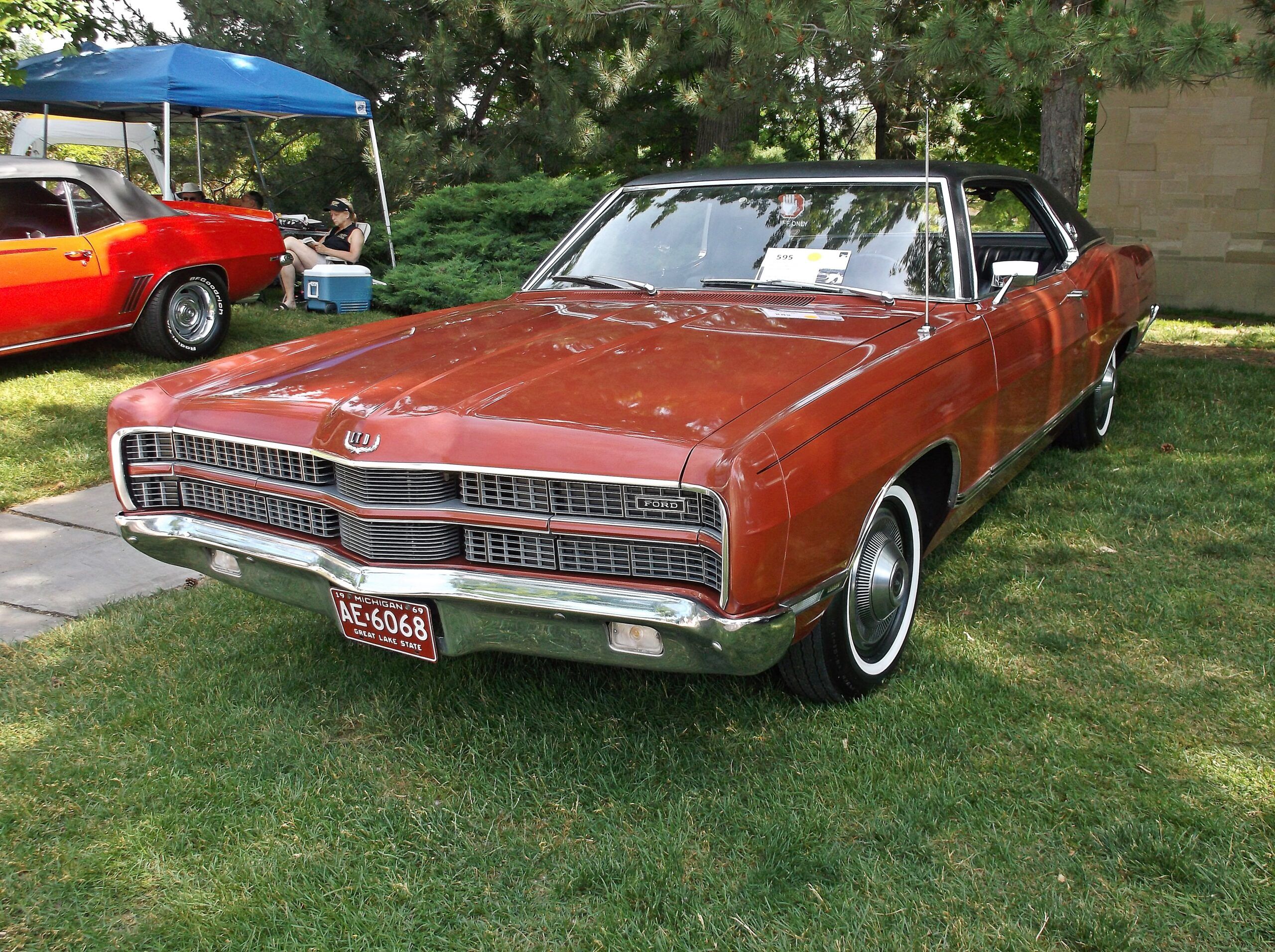 Front driver's three-quarter view of red 1969 Ford LTD Coupe