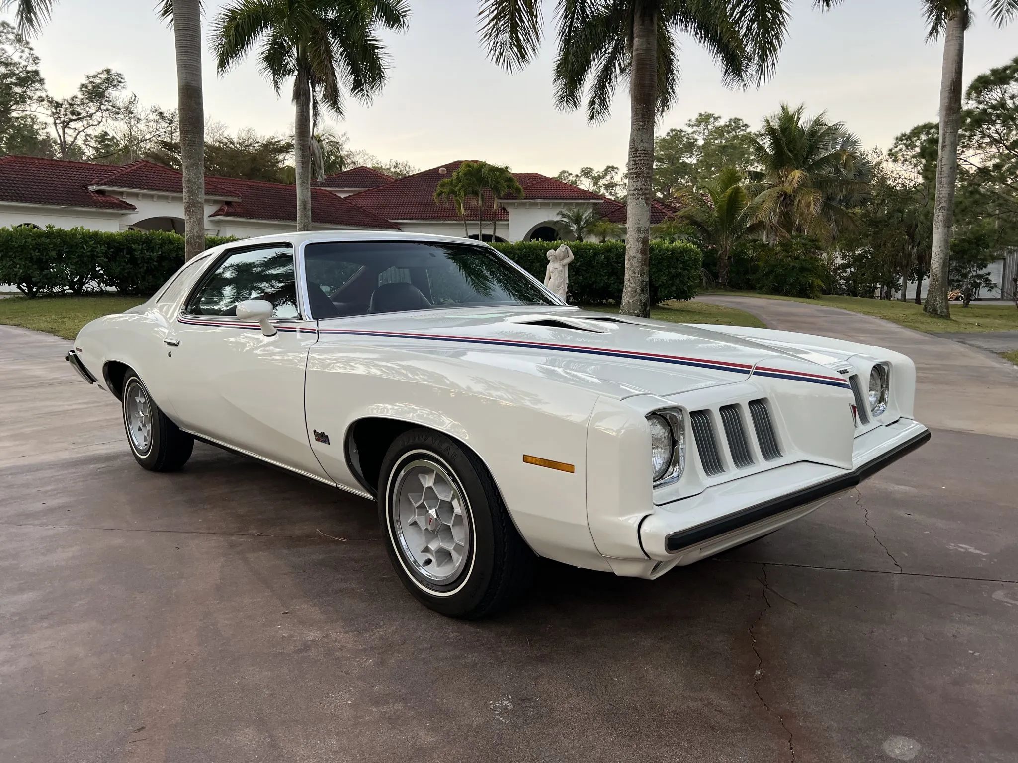 Right front 3q view of a 1973 Pontiac Grand Am