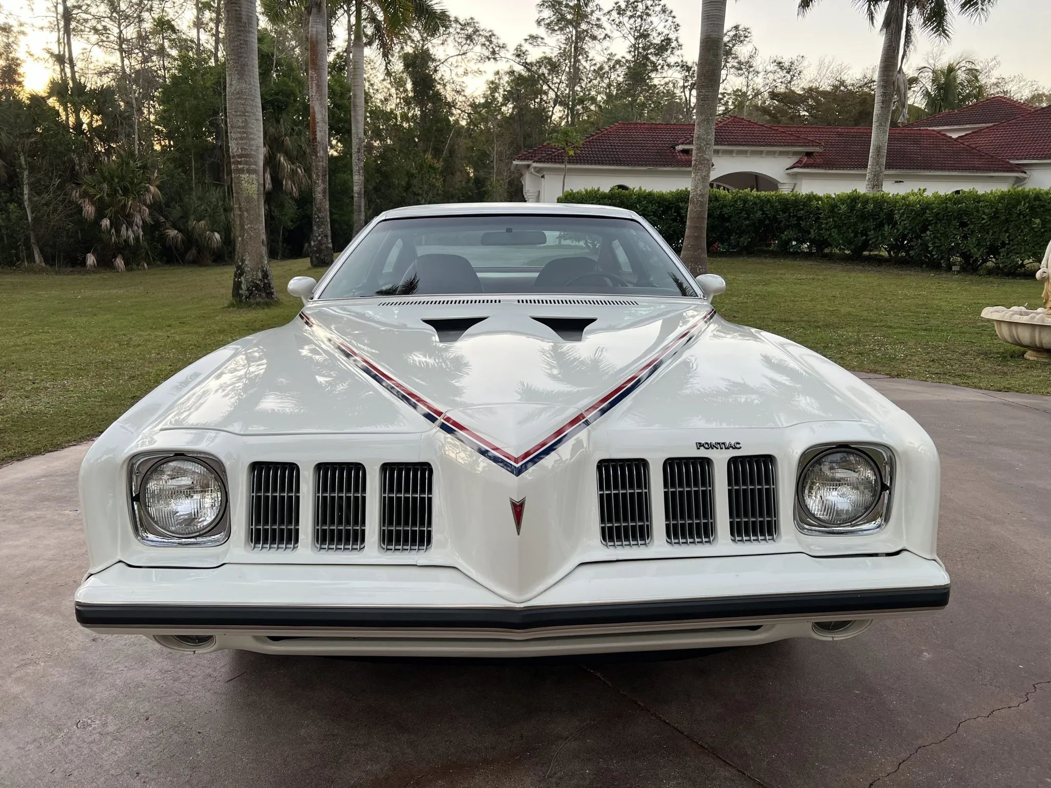 Front view of a 1973 Pontiac Grand Am
