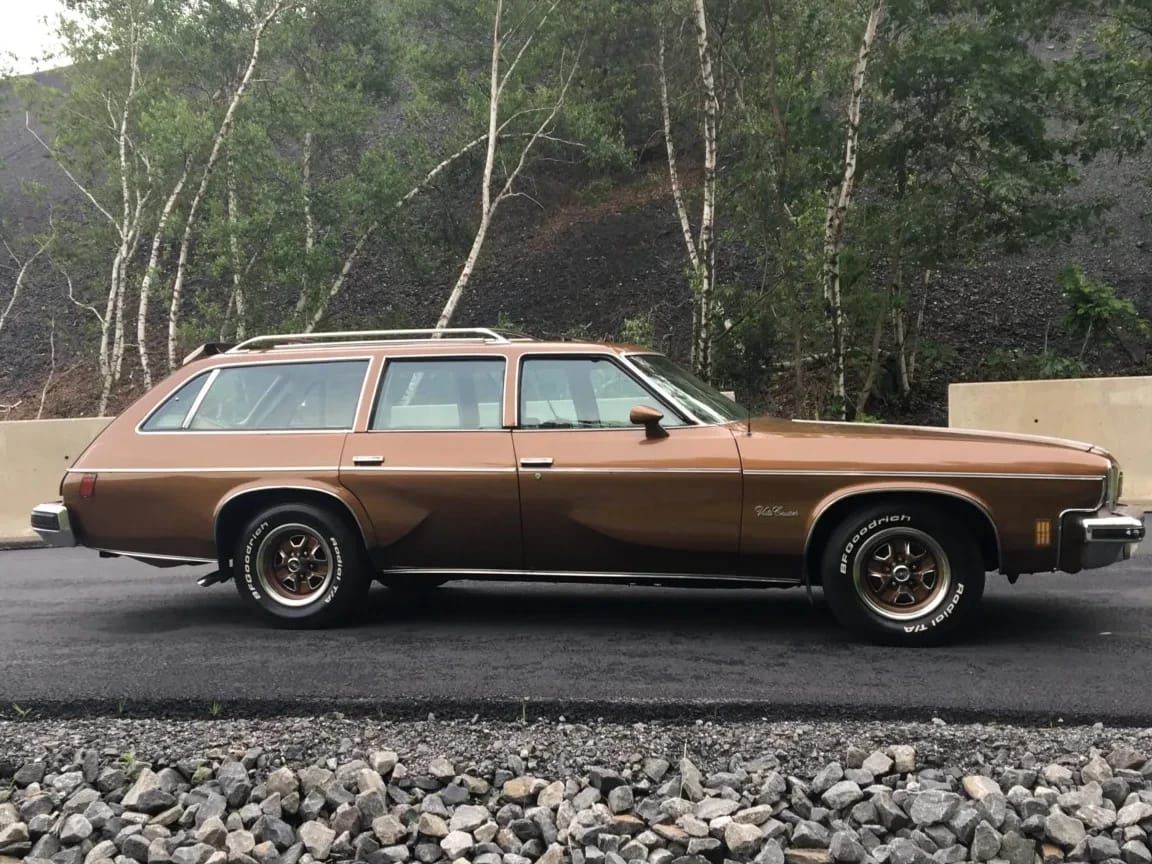 Right side view of a 1974 Oldsmobile station wagon
