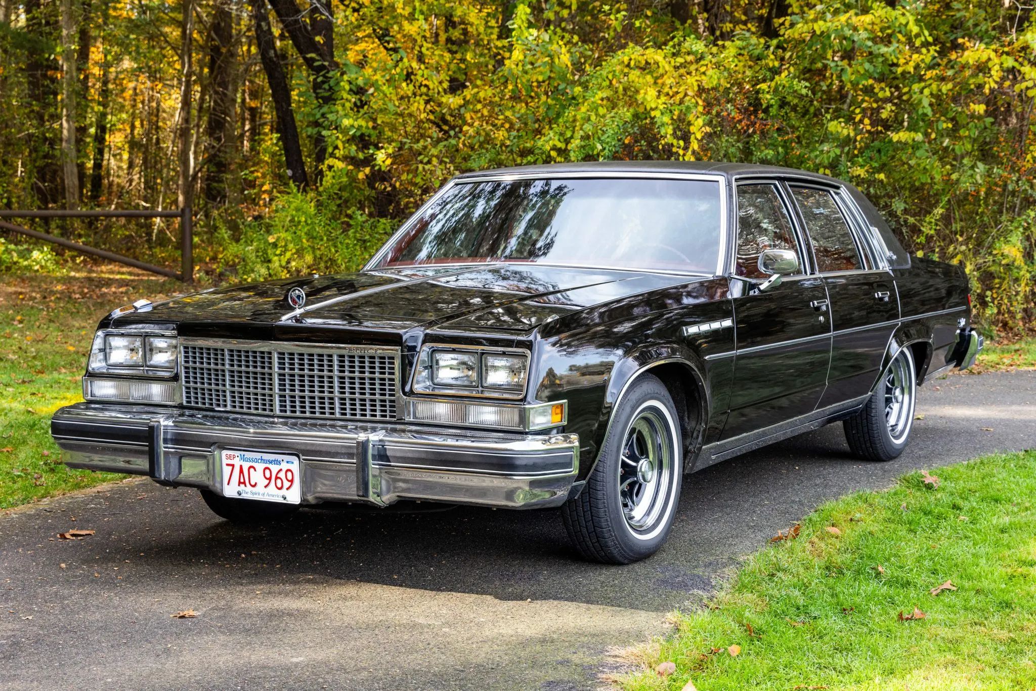 Left front 3q view of a 1977 Buick Electra sedan