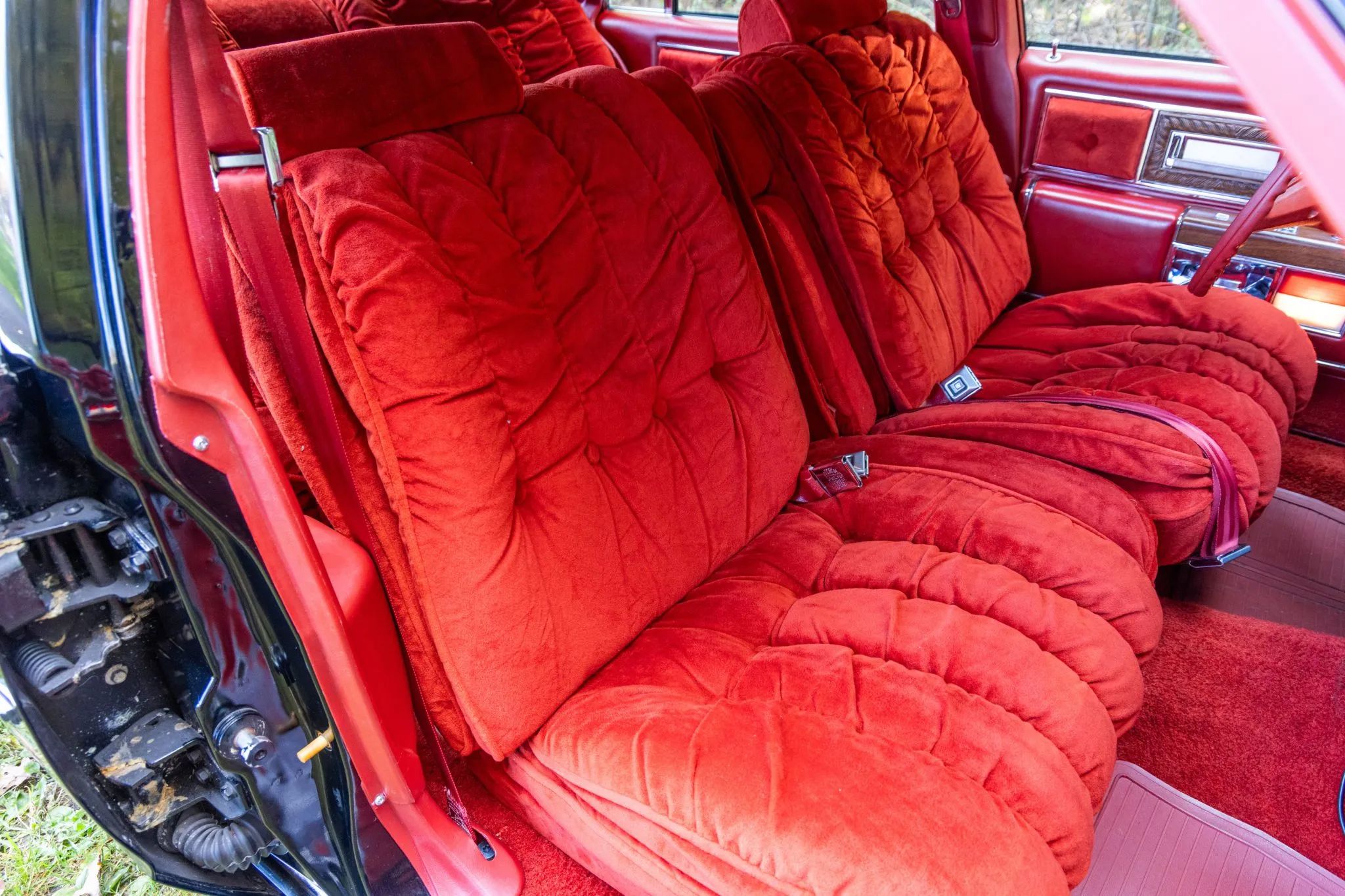 Crushed velour seats in the front of a 1977 Electra