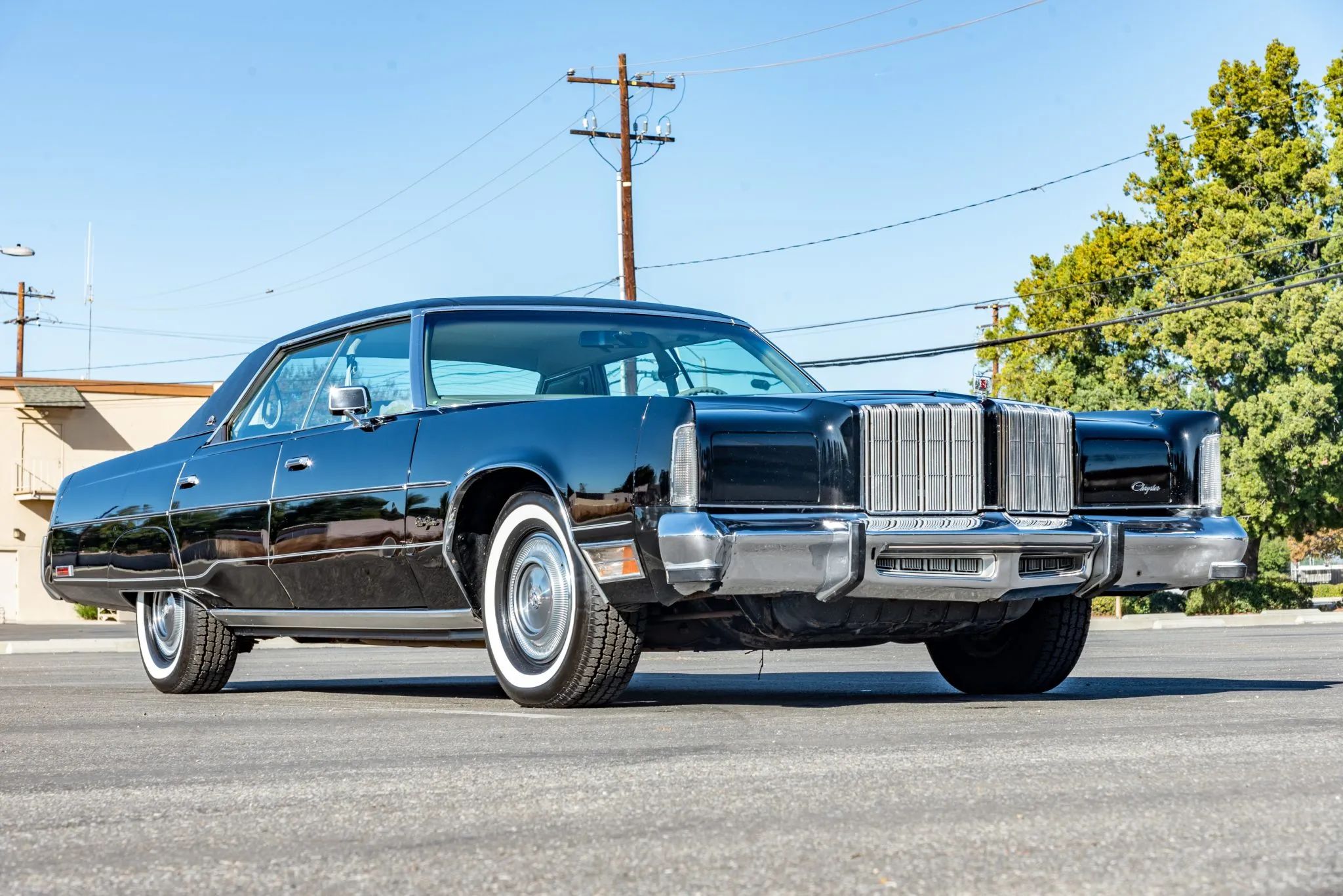 Right front 3q view of a 1978 Chrysler New Yorker four-door