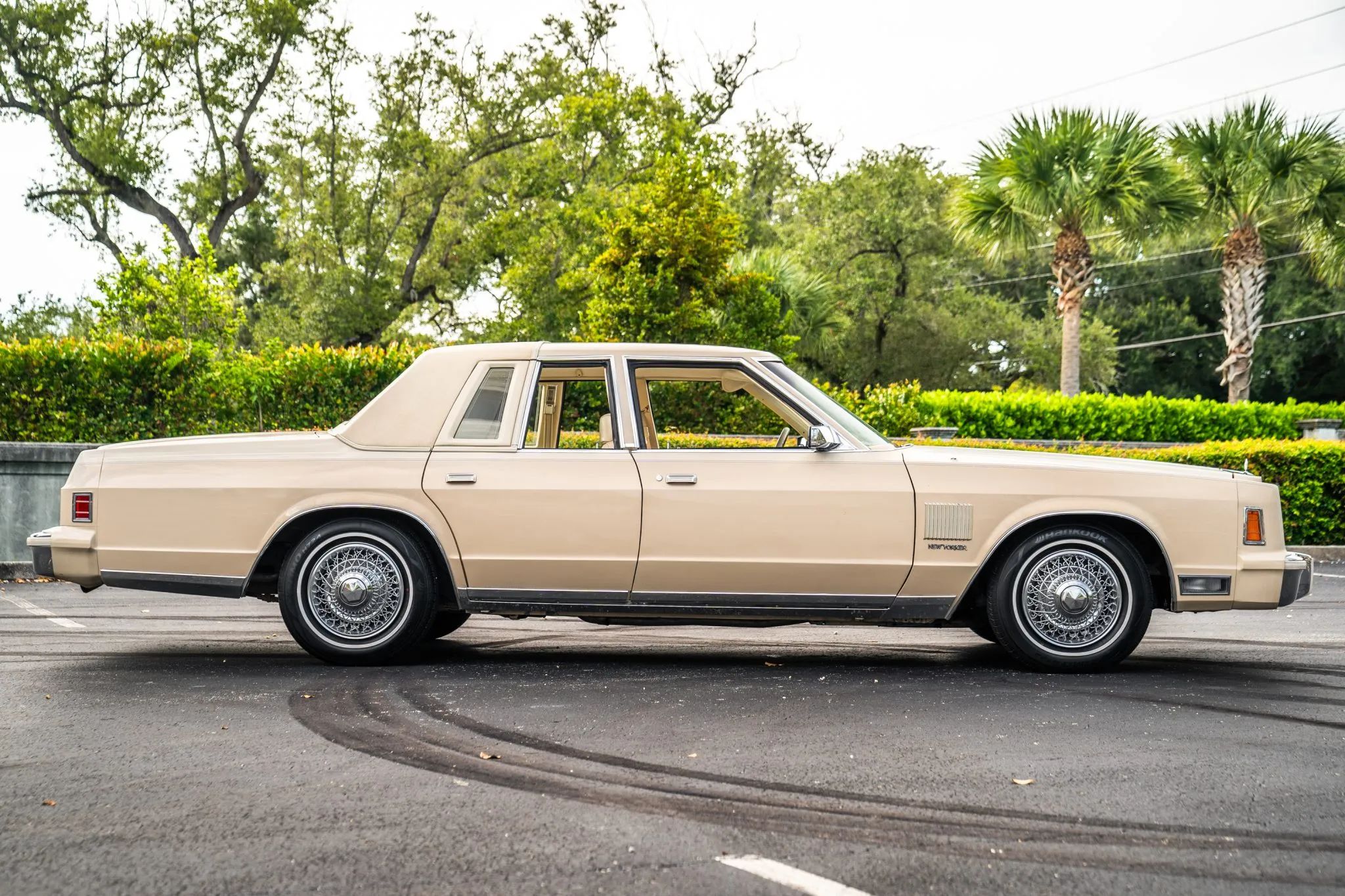 Right side view of a 1979 Chrysler New Yorker