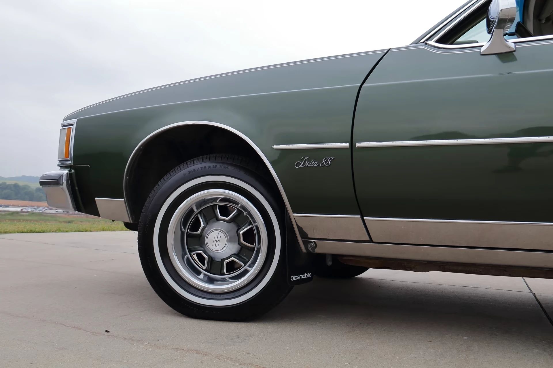 1980 Oldsmobile Delta 88 Royale Coupe With Diesel V-8: Disco-Era Diesel Survivor 6 Left front fender and styled wheel of a 1980 Oldsmobile Delta 88