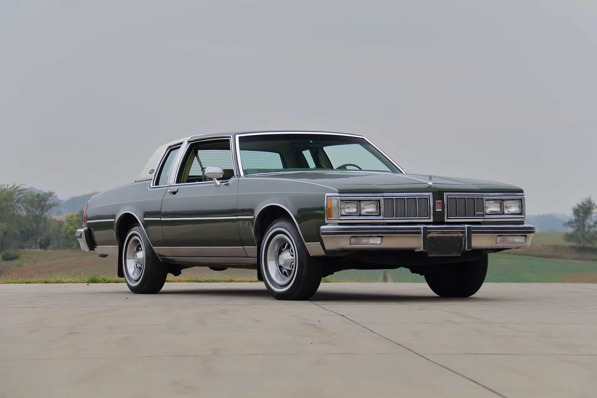1980 Oldsmobile Delta 88 Royale Coupe With Diesel V-8: Disco-Era Diesel Survivor 14 Right front 3q view of a 1980 Oldsmobile 88 coupe
