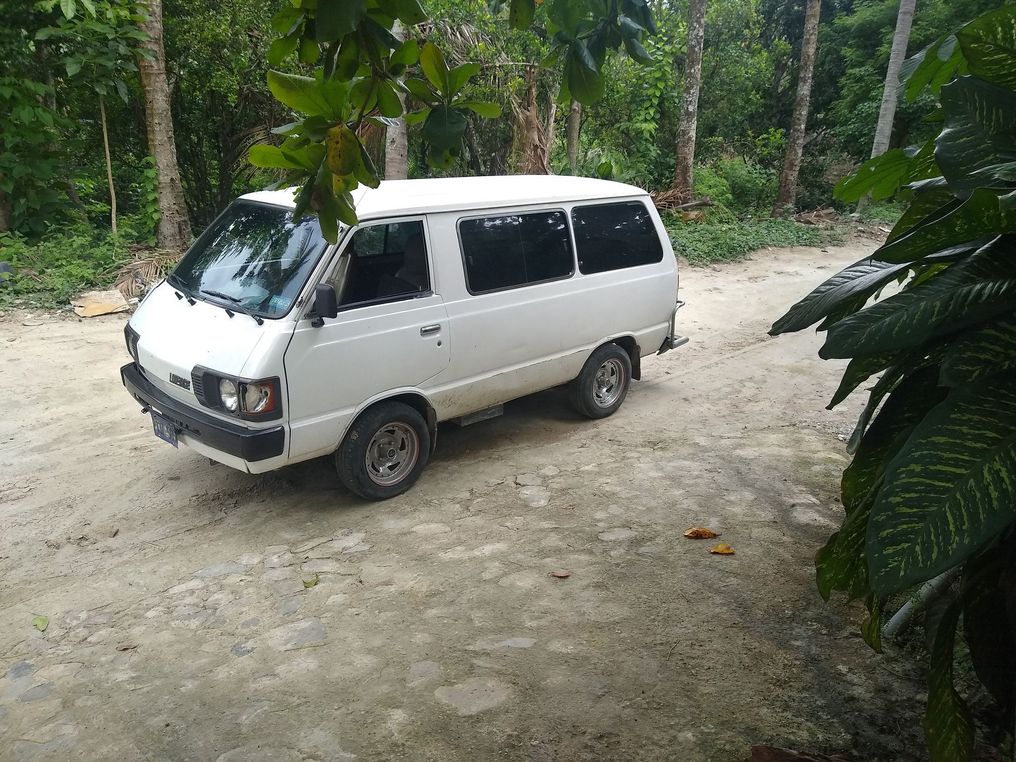 Curbside Find: 1979-1984 Toyota LiteAce (M20) - 1980s Workhorse 1 51266291195 bdc1082707 k
