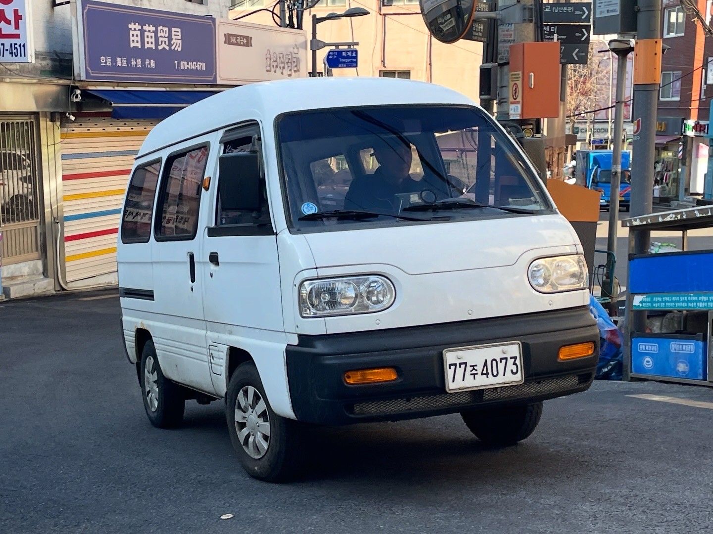 55105701078 ed24b0a040 h