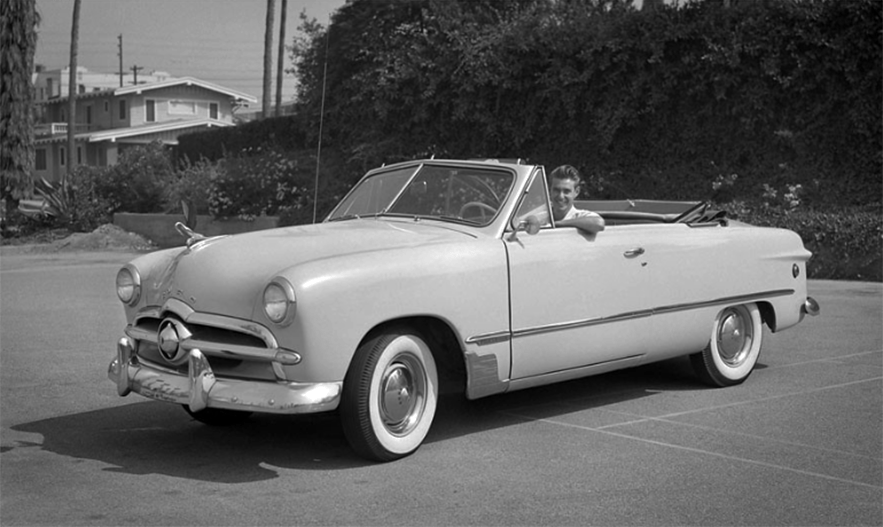 Convertibles In The 1950s In Vintage Photos - Basking In The Sunshine Of Their Golden Years 2 Captura de pantalla 2025 06 22 18.27.08