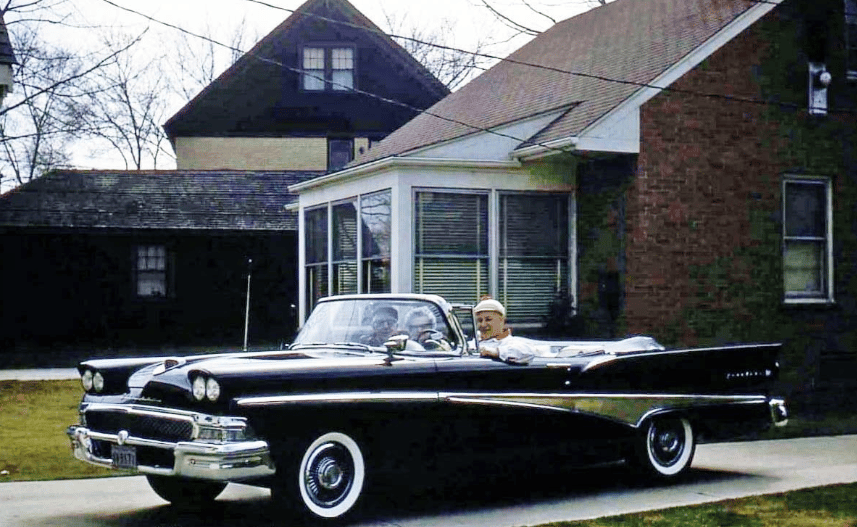 Convertibles In The 1950s In Vintage Photos - Basking In The Sunshine Of Their Golden Years 14 Captura de pantalla 2026 03 24 12.13.08