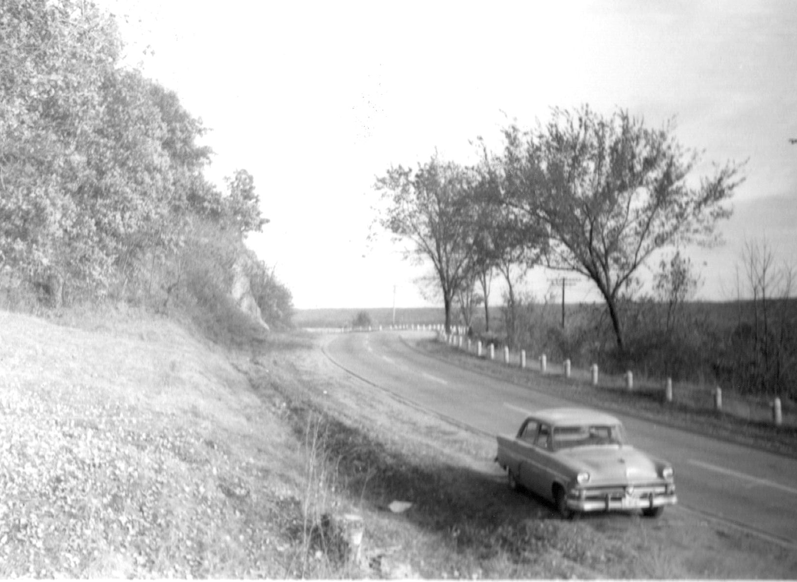 Auto-Biography: 1954 Ford Customline V8 - Our First Car; It Wasn't Exactly What I Was Hoping For 10 Ford 54 Crestline parked