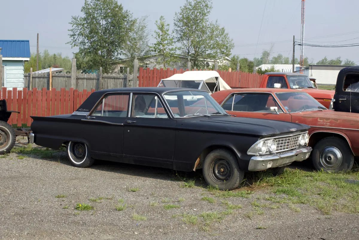 Auto-Biography: 1961 Ford Starliner 390-375 - Yes Pop, You Can Get A V8 Four-Speed 1961 Ford If You Really Must Have One 4 Ford fairlane 62