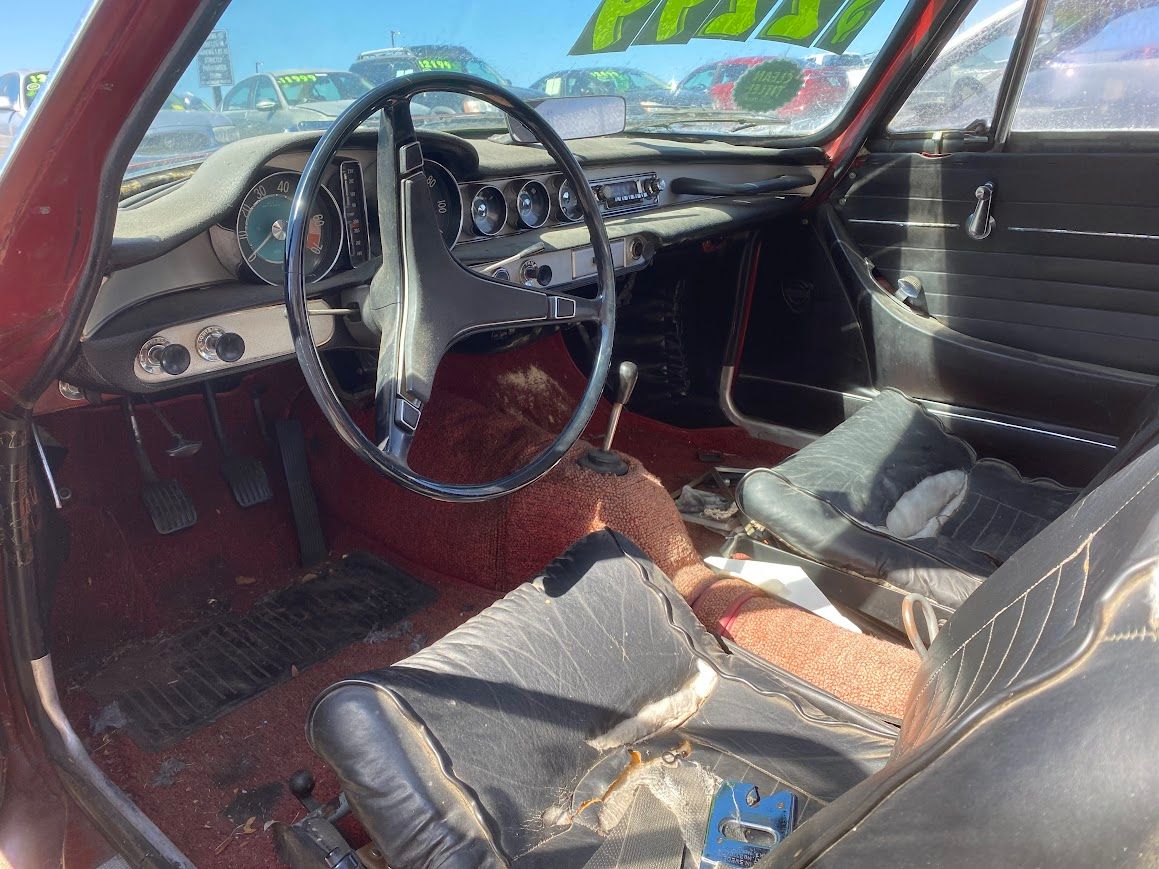 Junkyard Sales Lot: 1967 Volvo P1800S - Aaron65, Your (Maybe Running) Parts Car Awaits... 7 1967 Volvo P1800S