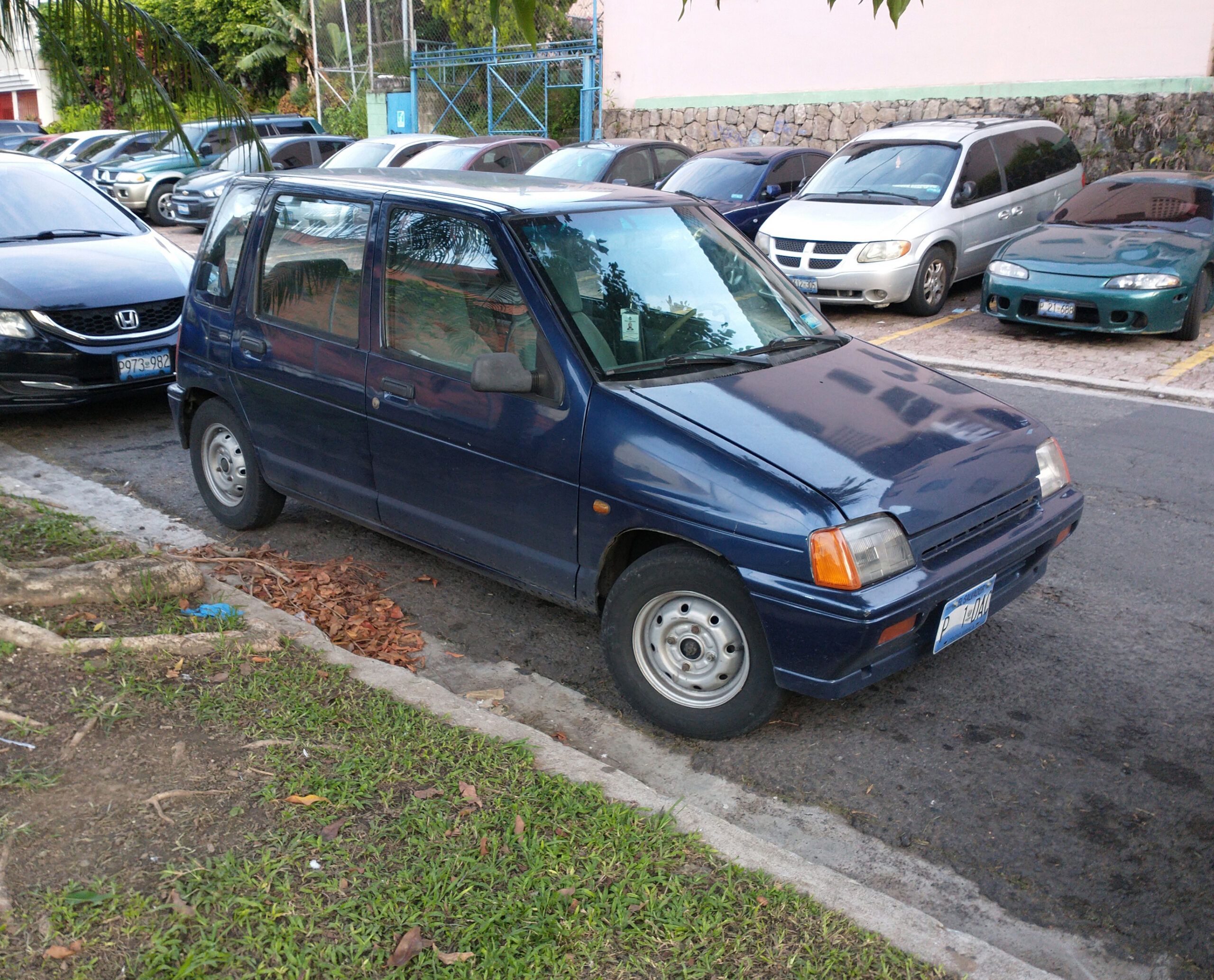 Curbside Find: 1996 Daewoo Fino (Tico) - Humble City Car Still Doing Its Job 1 1996 Daewoo Fino (Tico) parked on the street