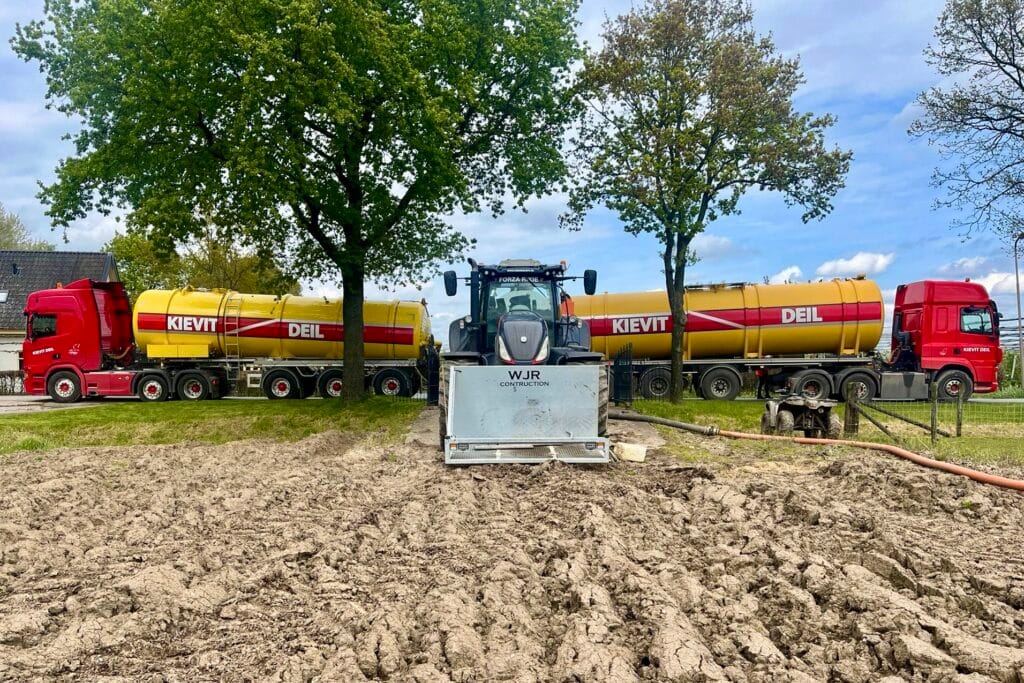 2025 D-TEC Tanker Semi-Trailers - Tight Spot Solutions 10 Kievit Deil - arable field liquid manure