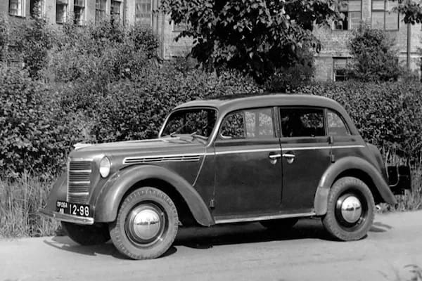 Two-Door vs. Four-Door Cars - The Long-Running War Between Germany And France 7 a Opel Kadett Germany 1938