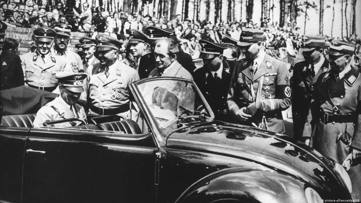 Two-Door vs. Four-Door Cars - The Long-Running War Between Germany And France 11 a kdf hit