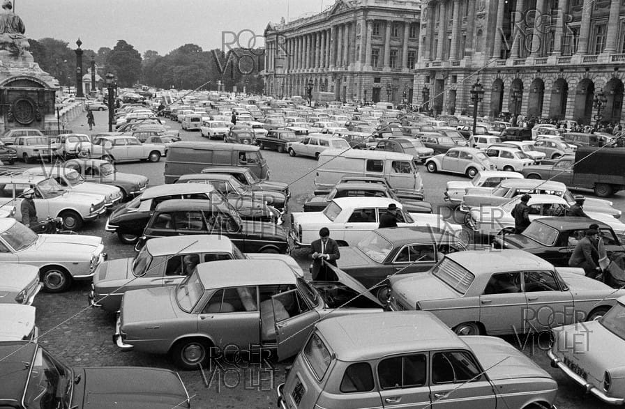 Two-Door vs. Four-Door Cars - The Long-Running War Between Germany And France 14 a paris