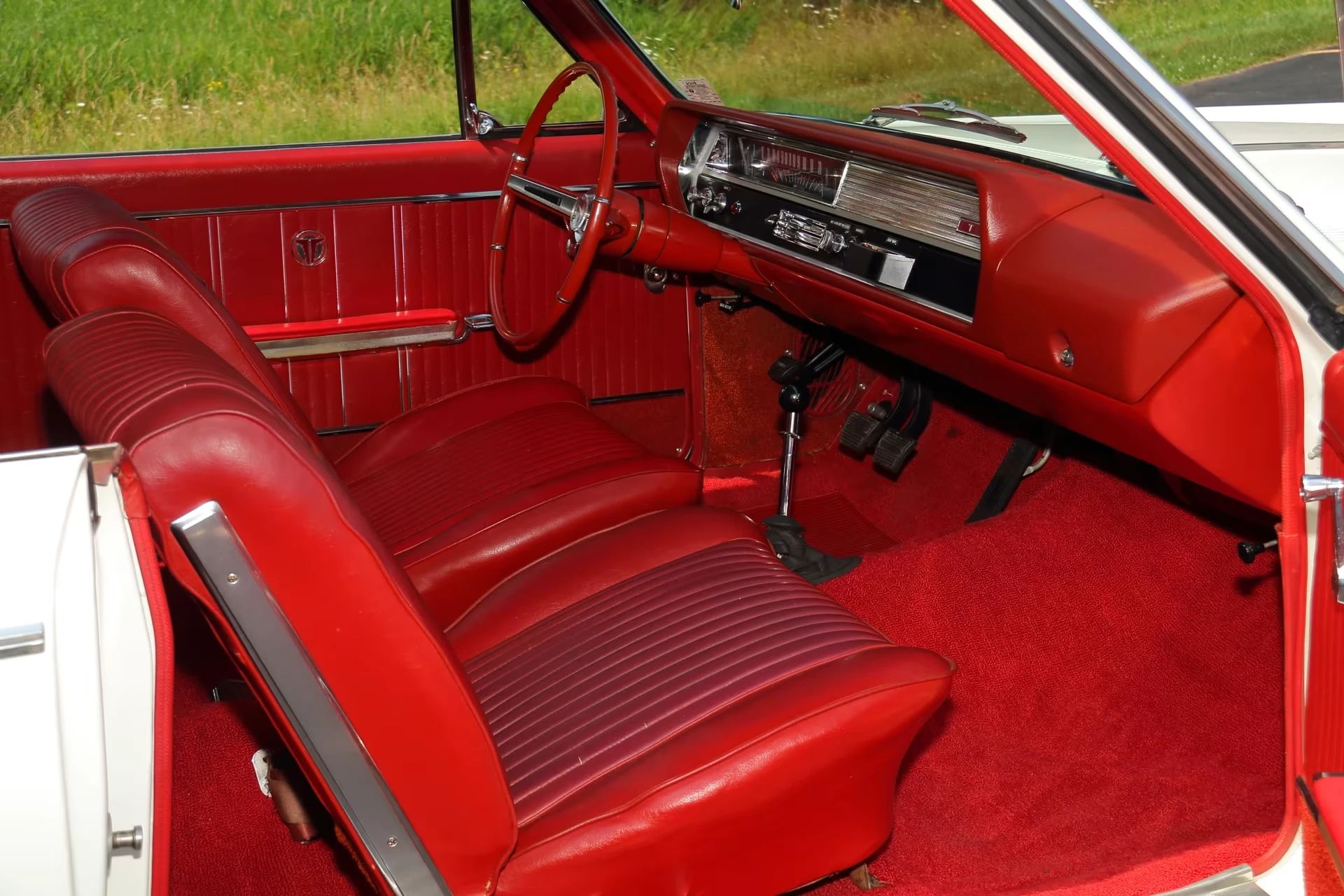 Right side of the dashboard of a 1964 Olds Cutlass