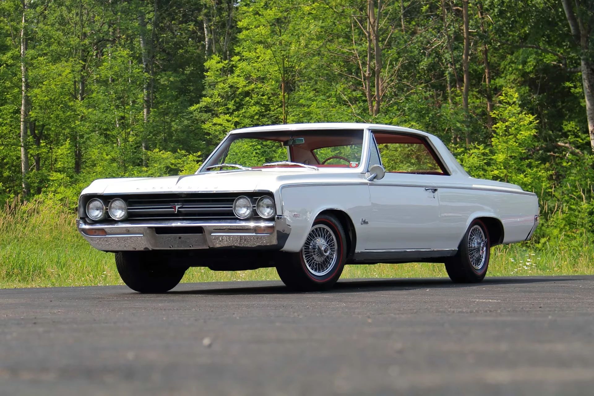 Left front 3q view of a 1964 Oldsmobile Cutlass hardtop