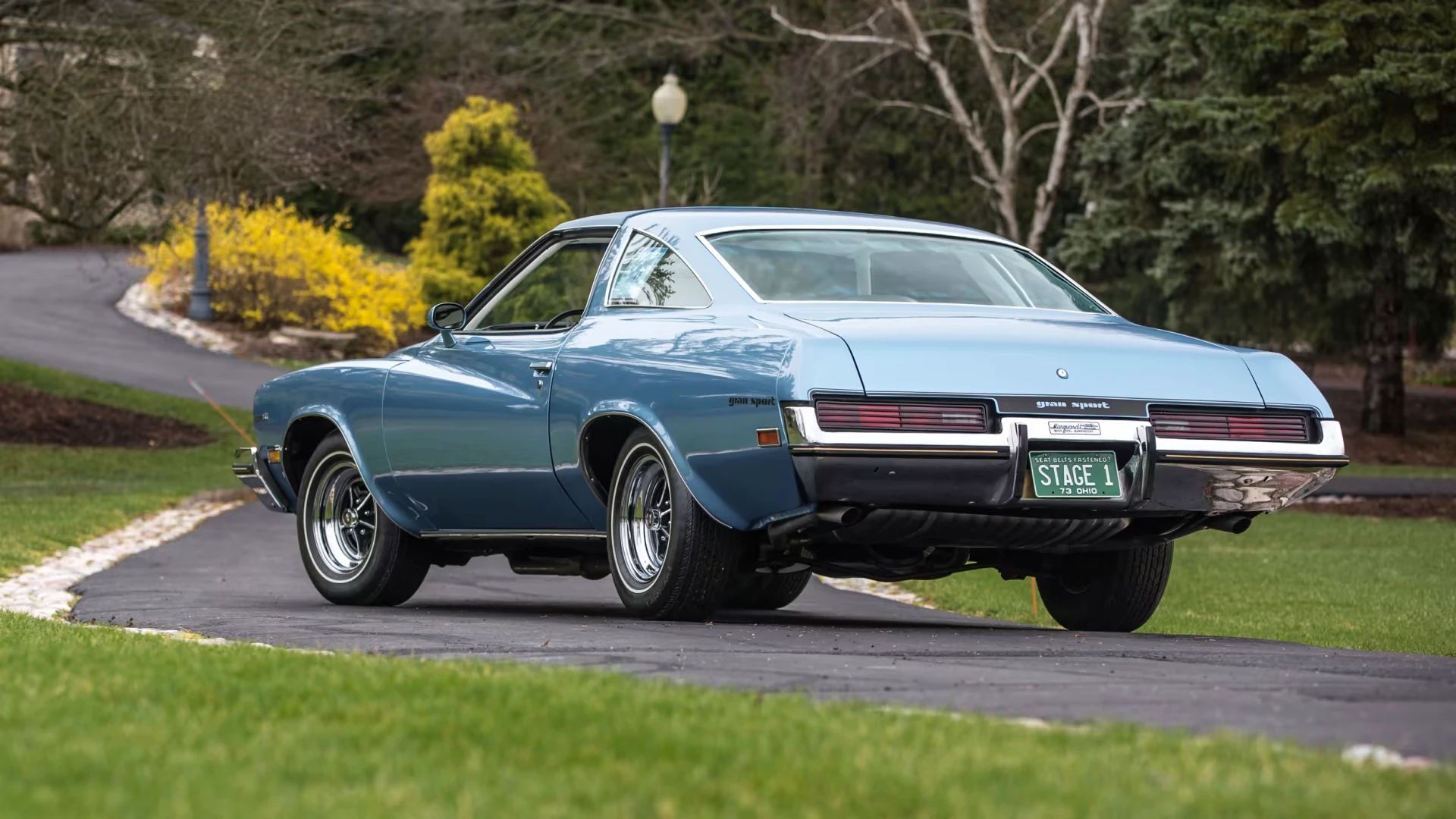 Left rear 3q view of a 1973 Buick Colonnade A-body intermediate coupe