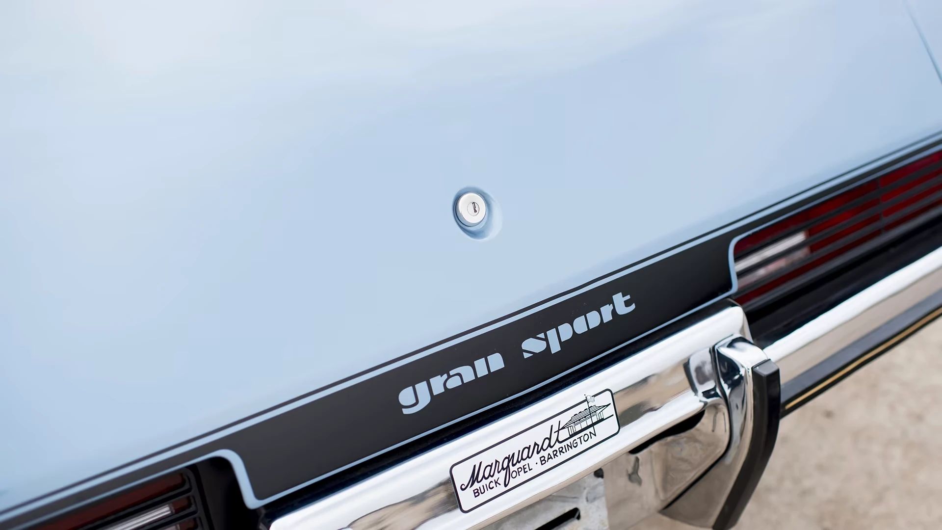 "gran sport" lettering on the rear deck of a 1973 Buick Century Gran Sport