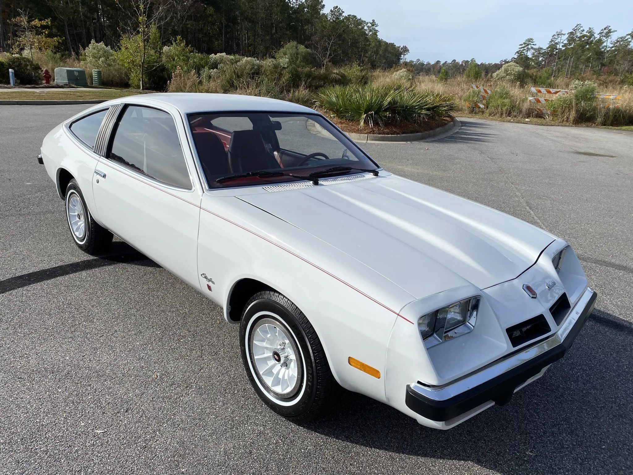 Right front 3q view of a 1975 Oldsmobile Starfire