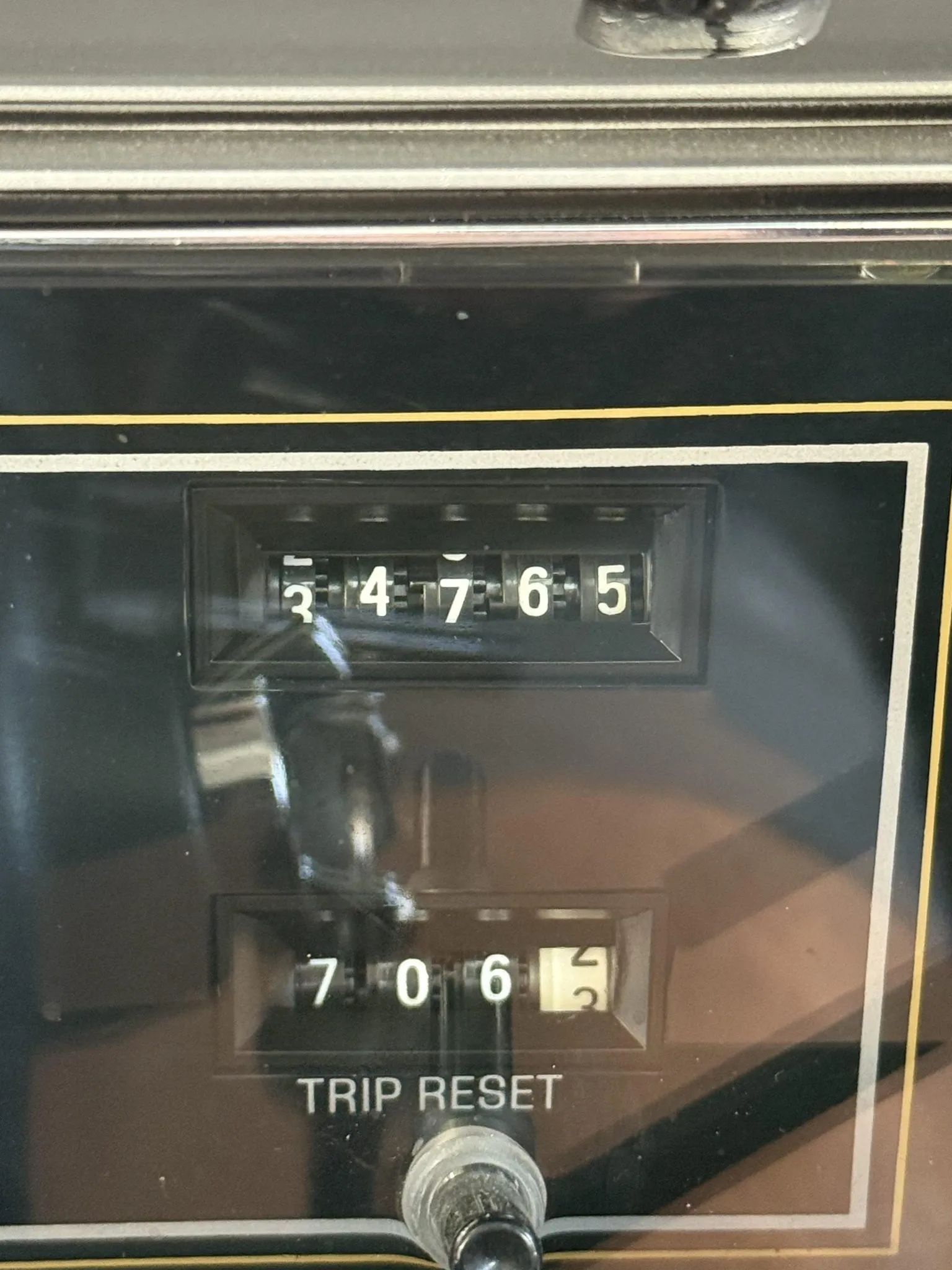 Odometer of a 1982 Ford Thunderbird