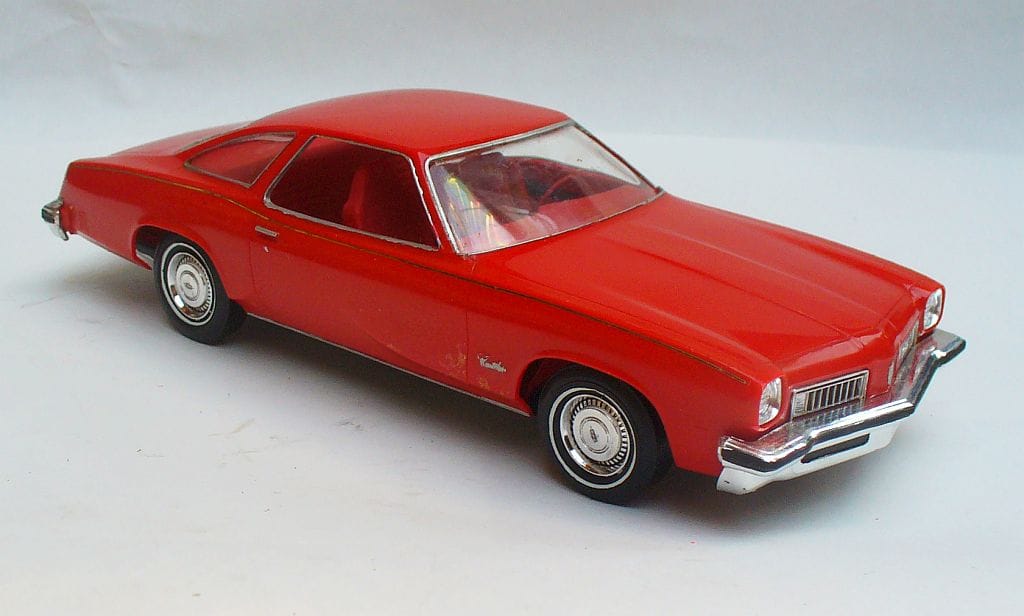 The Mid Seventies, In Scale: Cars From 1973–76 7 75Cutlass2