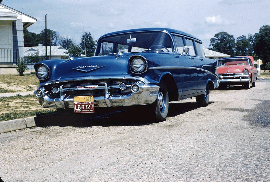 1950s Station Wagons In Vintage Photos - Family Haulers In Their Golden Days 9 Captura de pantalla 2026 02 15 20.29.40