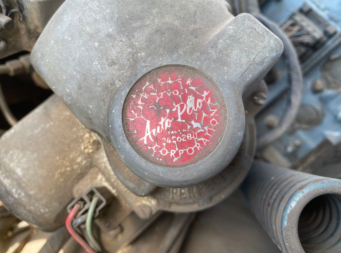 Junkyard Sales Lot: 1964 Imperial for $4000 - Here's Your Chance! 13 IMG 1810