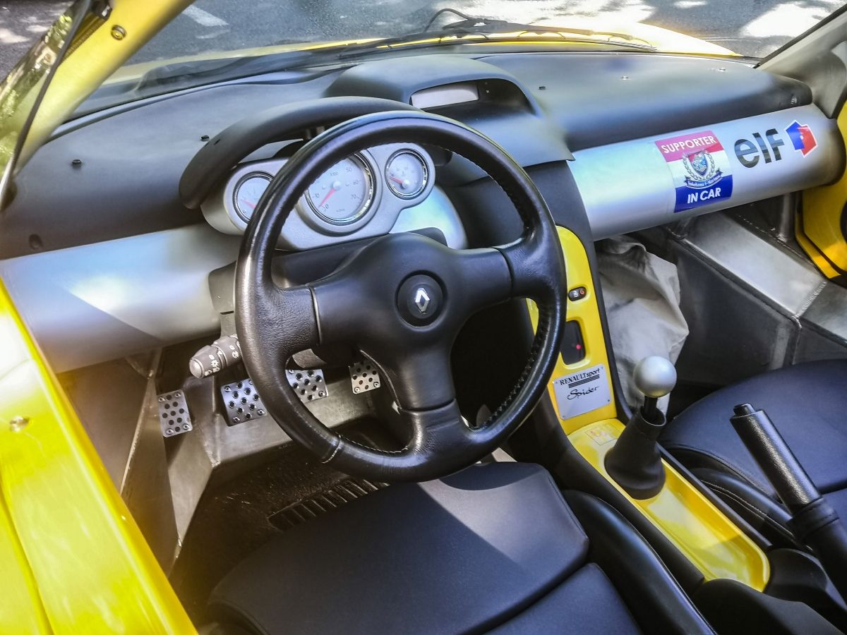 1998 Renault Spider – Topless Frenchie 13 IMG 20231022 132334 edited