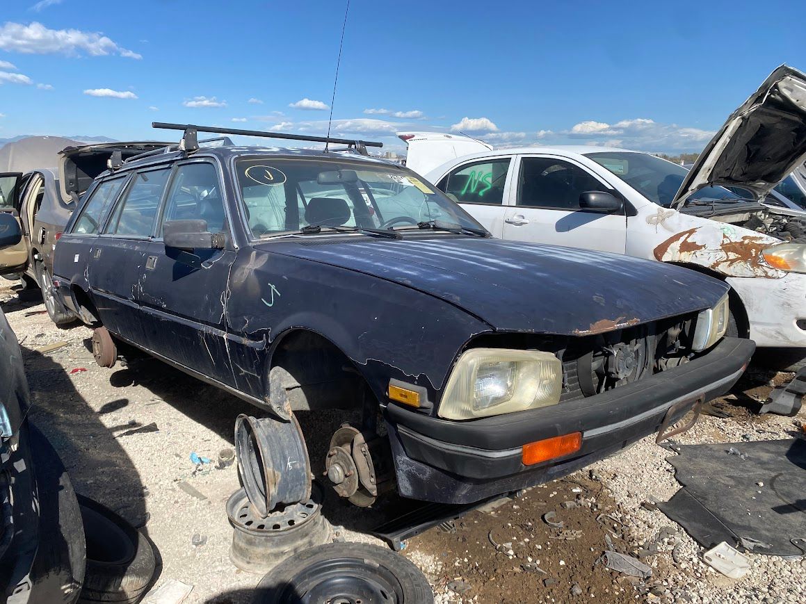 Junkyard Classic: The One-Million-Mile 1988 Peugeot 505 GLS Wagon - My Work Is Done 7 1988 Peugeot 505 GLS Wagon