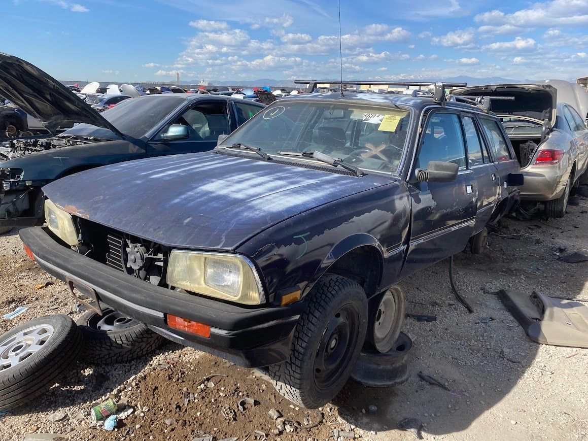 Junkyard Classic: The One-Million-Mile 1988 Peugeot 505 GLS Wagon - My Work Is Done 1 1988 Peugeot 505 GLS Wagon