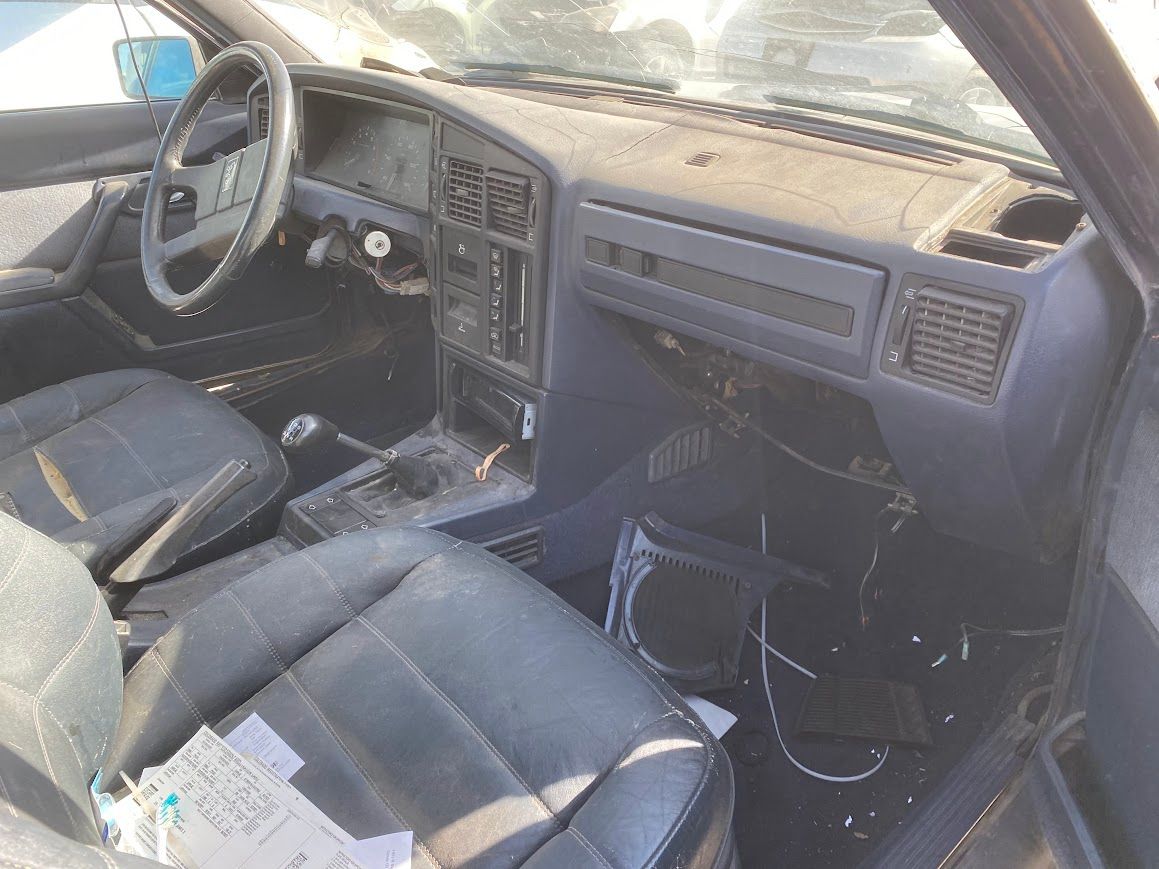 Junkyard Classic: The One-Million-Mile 1988 Peugeot 505 GLS Wagon - My Work Is Done 18 1988 Peugeot 505 GLS Wagon